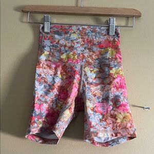 lululemon bike shorts
